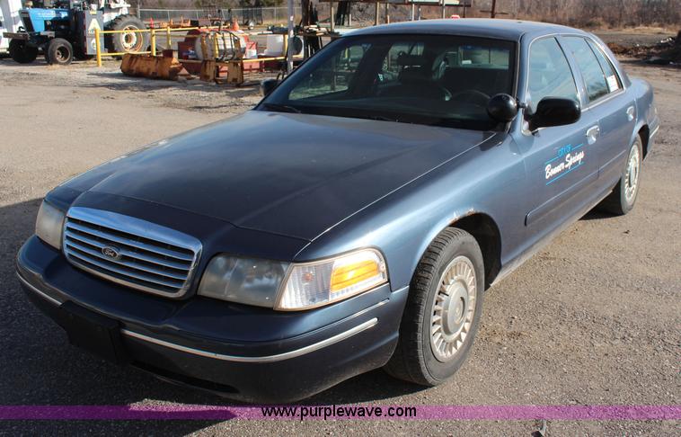 image for item I2498 1998 Ford Crown Victoria Police Interceptor