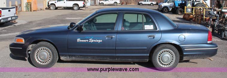 image for item I2498 1998 Ford Crown Victoria Police Interceptor
