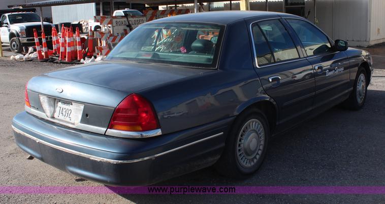 image for item I2498 1998 Ford Crown Victoria Police Interceptor