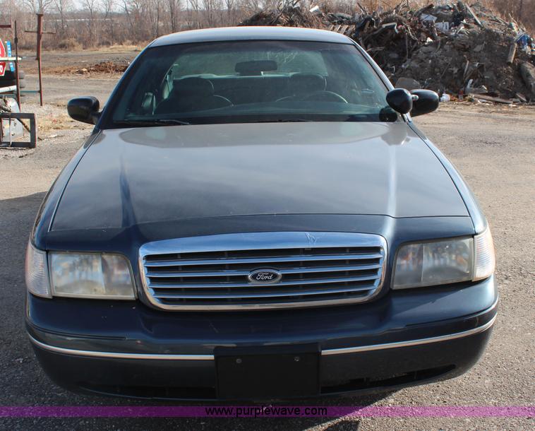 image for item I2498 1998 Ford Crown Victoria Police Interceptor