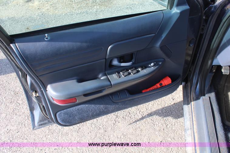 image for item I2498 1998 Ford Crown Victoria Police Interceptor