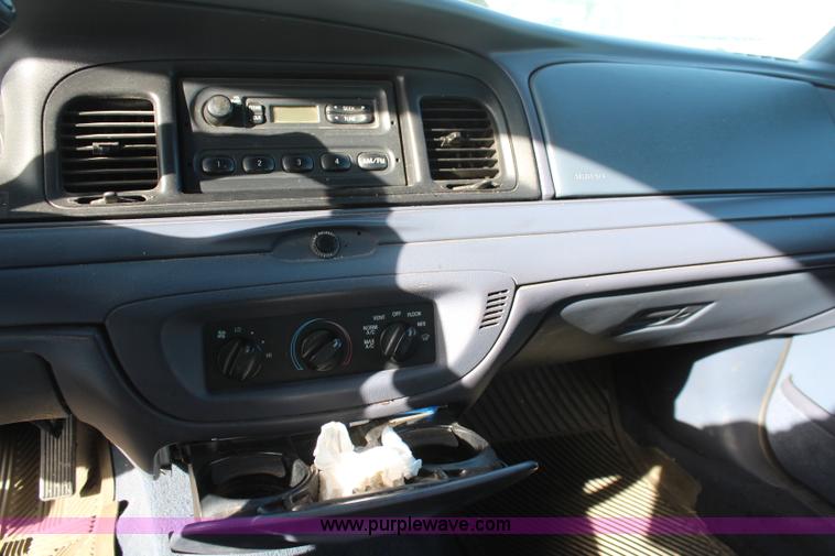 image for item I2498 1998 Ford Crown Victoria Police Interceptor