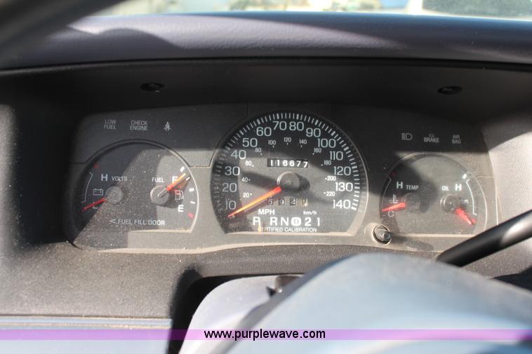 image for item I2498 1998 Ford Crown Victoria Police Interceptor