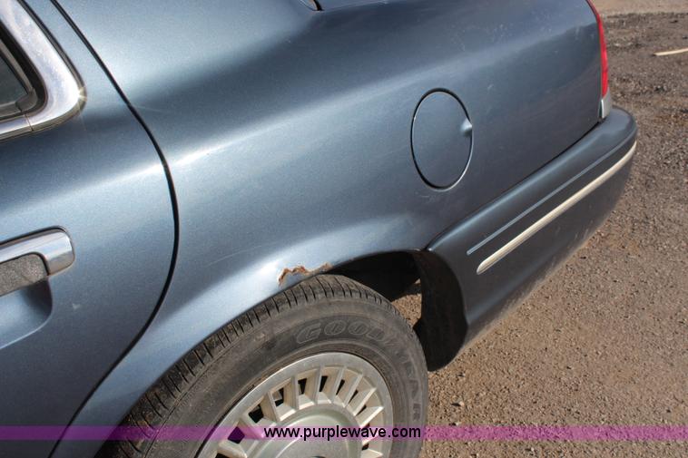 image for item I2498 1998 Ford Crown Victoria Police Interceptor