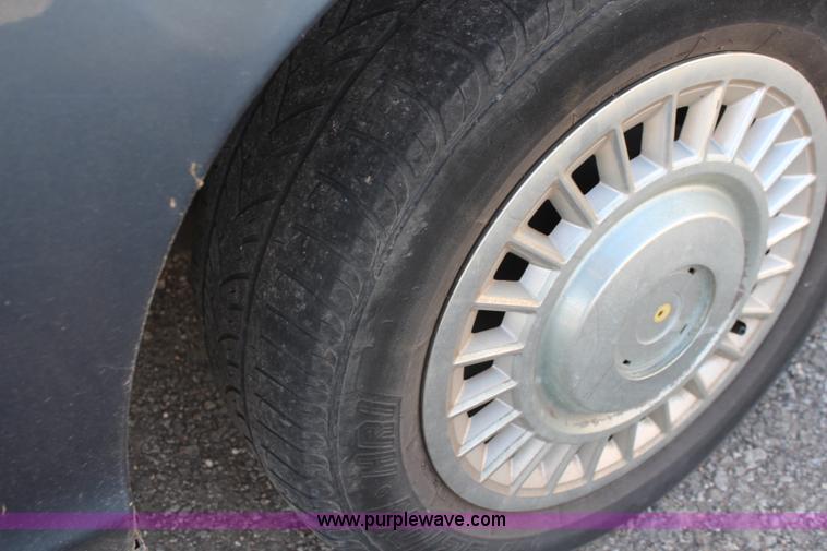 image for item I2498 1998 Ford Crown Victoria Police Interceptor