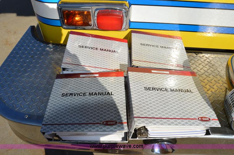 image for item I2940 1998 E-one 105' platform fire truck