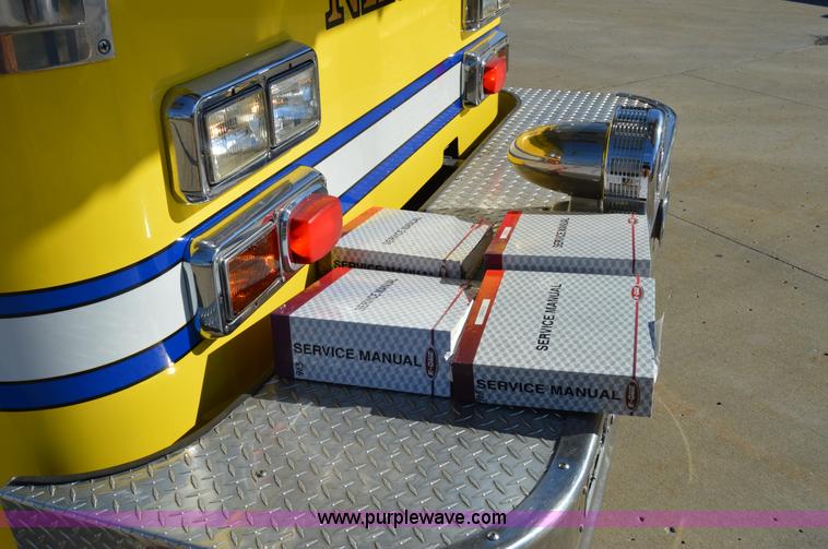 image for item I2940 1998 E-one 105' platform fire truck