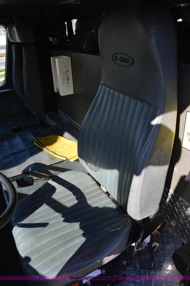 image for item I2940 1998 E-one 105' platform fire truck