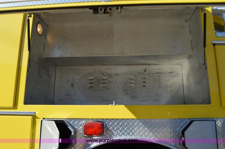 image for item I2940 1998 E-one 105' platform fire truck