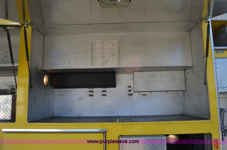 image for item I2940 1998 E-one 105' platform fire truck