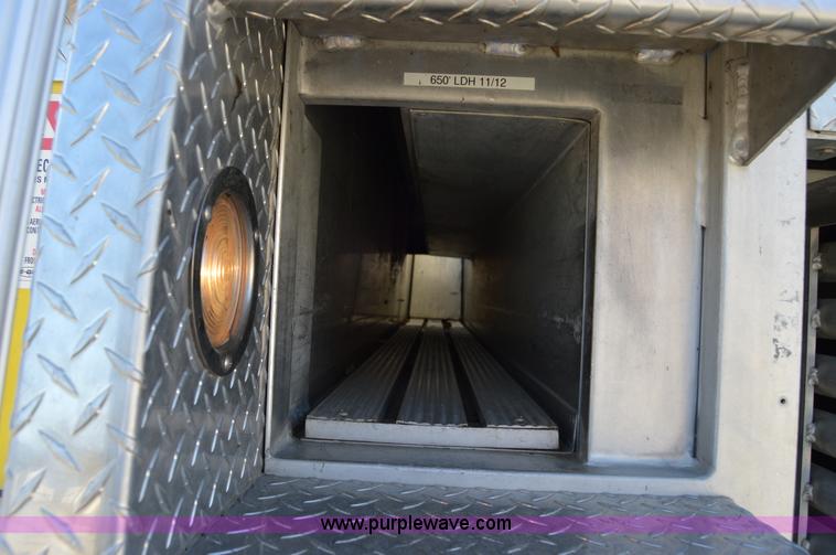 image for item I2940 1998 E-one 105' platform fire truck