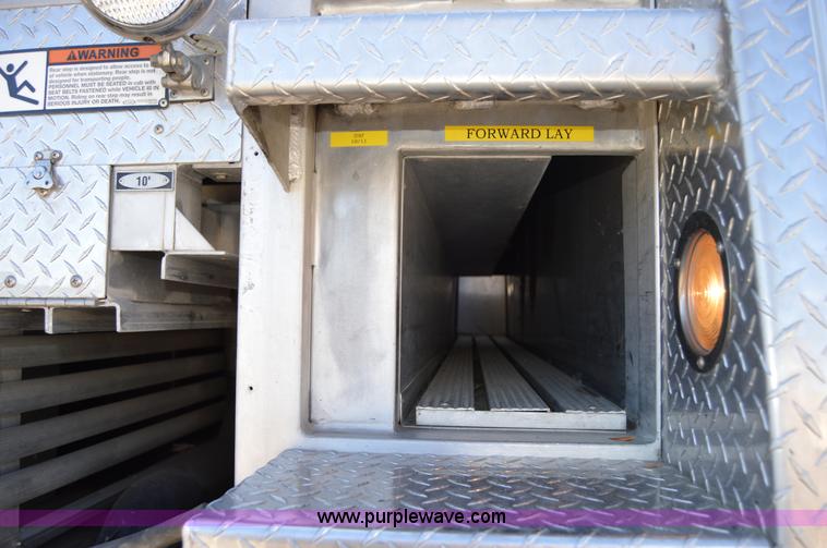 image for item I2940 1998 E-one 105' platform fire truck