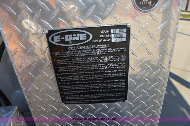 image for item I2940 1998 E-one 105' platform fire truck