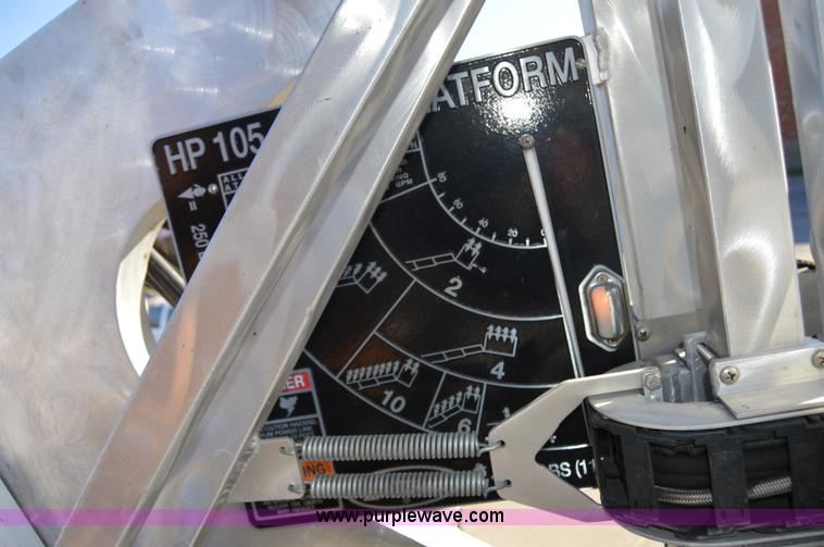 image for item I2940 1998 E-one 105' platform fire truck