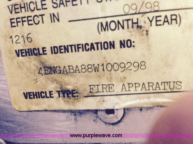 image for item I2940 1998 E-one 105' platform fire truck