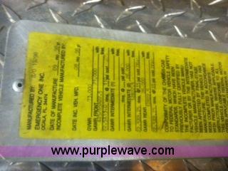 image for item I2940 1998 E-one 105' platform fire truck