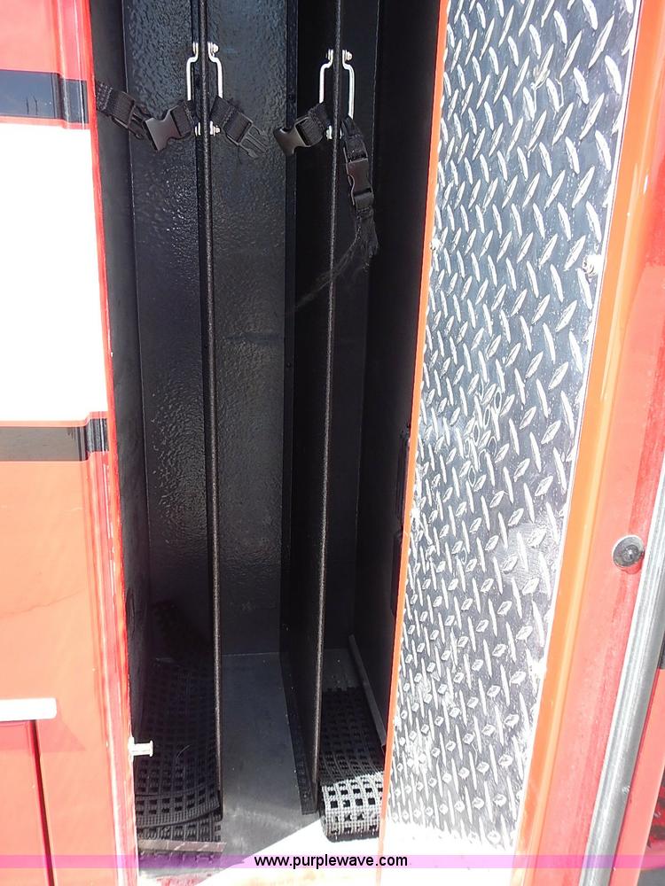 image for item I3570 2006 Ford E450 Super Duty Med Tec ambulance