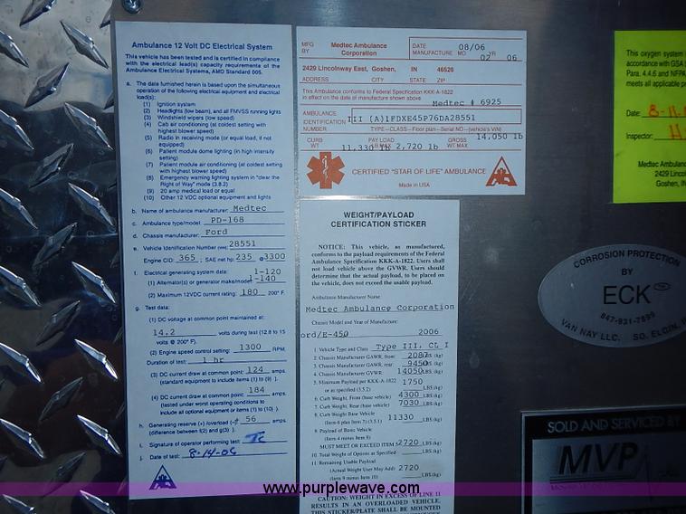 image for item I3570 2006 Ford E450 Super Duty Med Tec ambulance