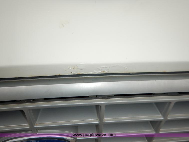 image for item I5187 1988 Ford Econoline E150 cargo van