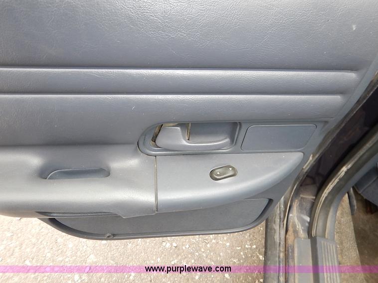 image for item I5188 2002 Ford Crown Victoria Police Interceptor