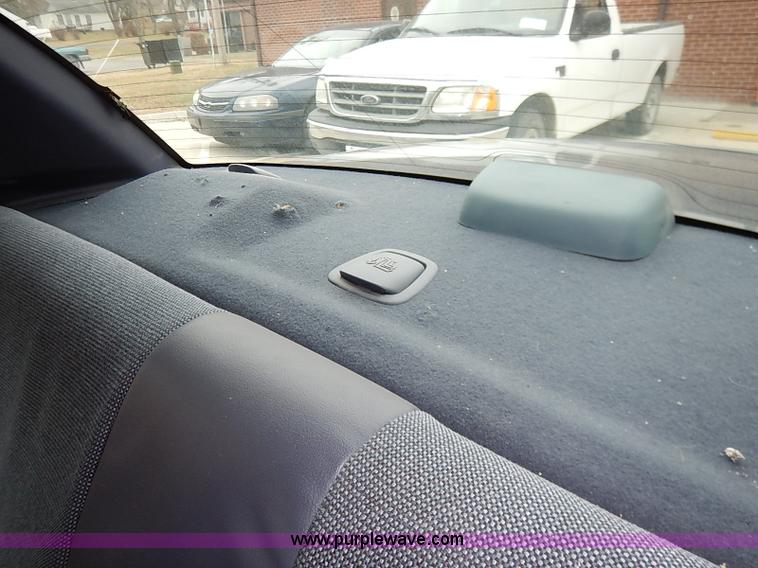 image for item I5188 2002 Ford Crown Victoria Police Interceptor