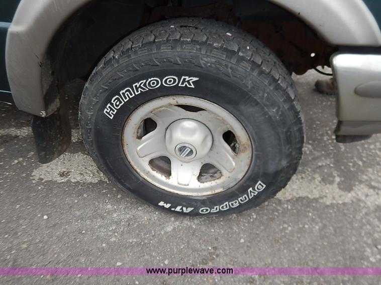 image for item I5189 1996 Ford Ranger XLT SuperCab pickup truck