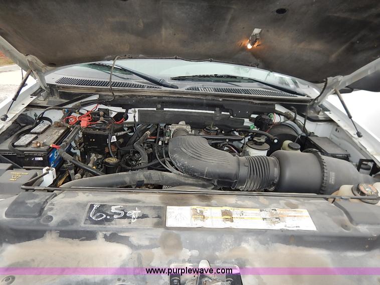 image for item I5190 2001 Ford F150 XL pickup truck