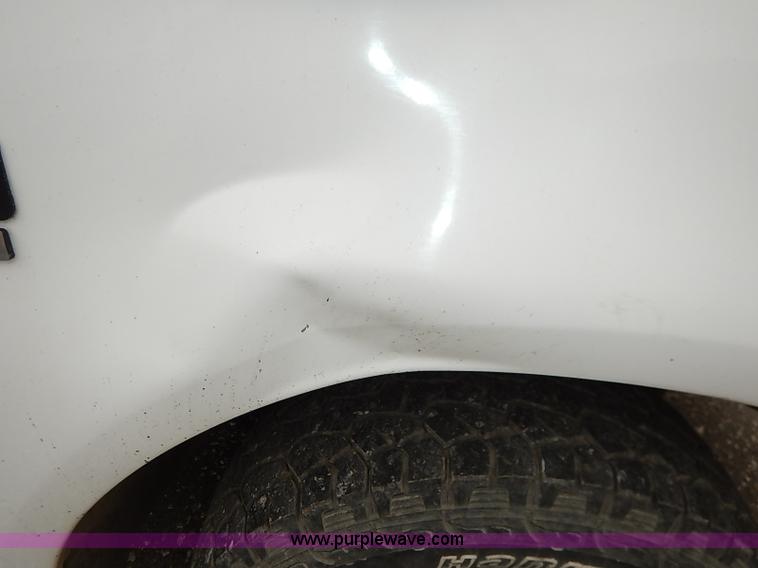 image for item I5190 2001 Ford F150 XL pickup truck