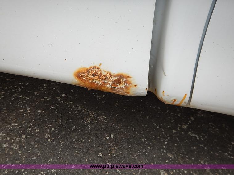 image for item I5190 2001 Ford F150 XL pickup truck