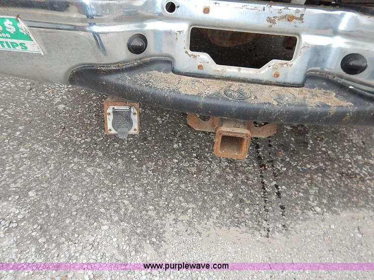 image for item I5190 2001 Ford F150 XL pickup truck