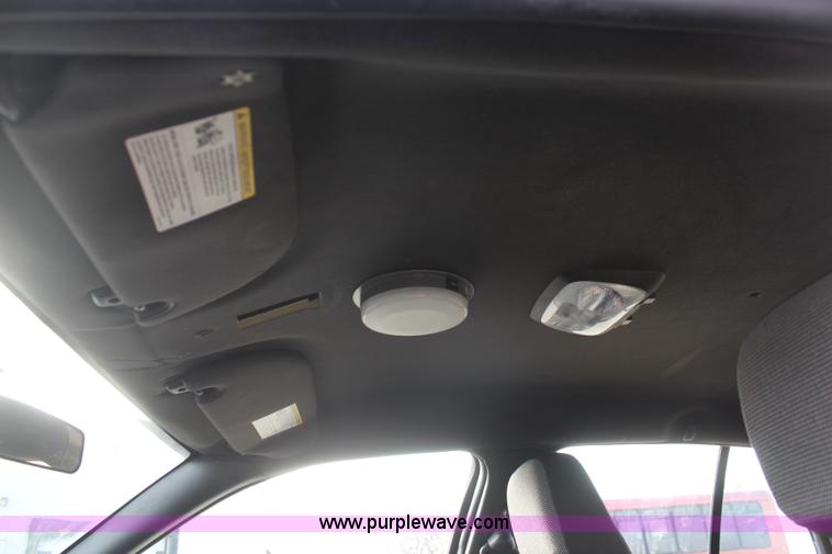 image for item I5977 2006 Ford Crown Victoria Police Interceptor