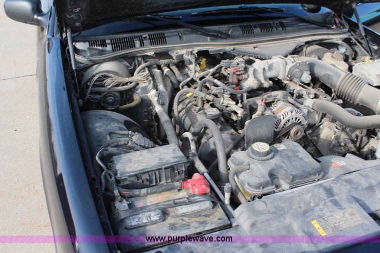 image for item I5977 2006 Ford Crown Victoria Police Interceptor