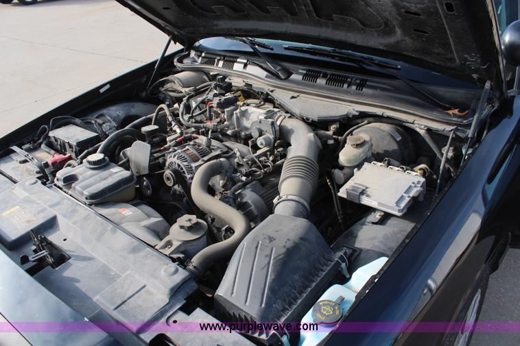 image for item I5977 2006 Ford Crown Victoria Police Interceptor