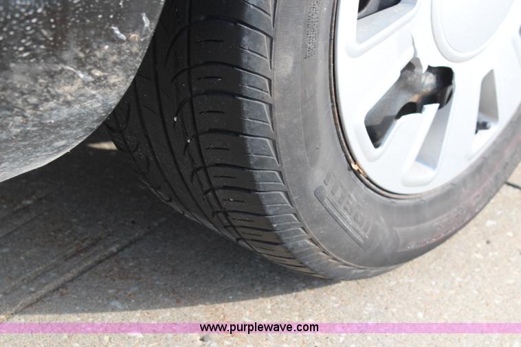 image for item I5977 2006 Ford Crown Victoria Police Interceptor