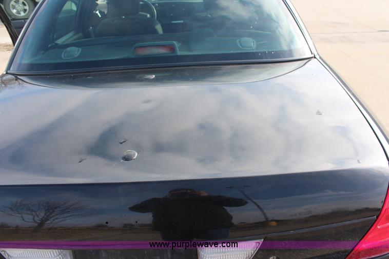 image for item I5977 2006 Ford Crown Victoria Police Interceptor