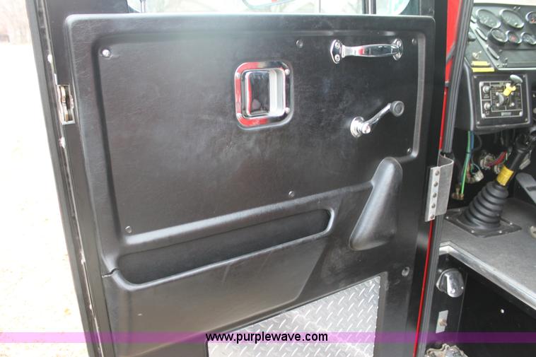 image for item I7302 1997 HME Fire Penetrator fire truck