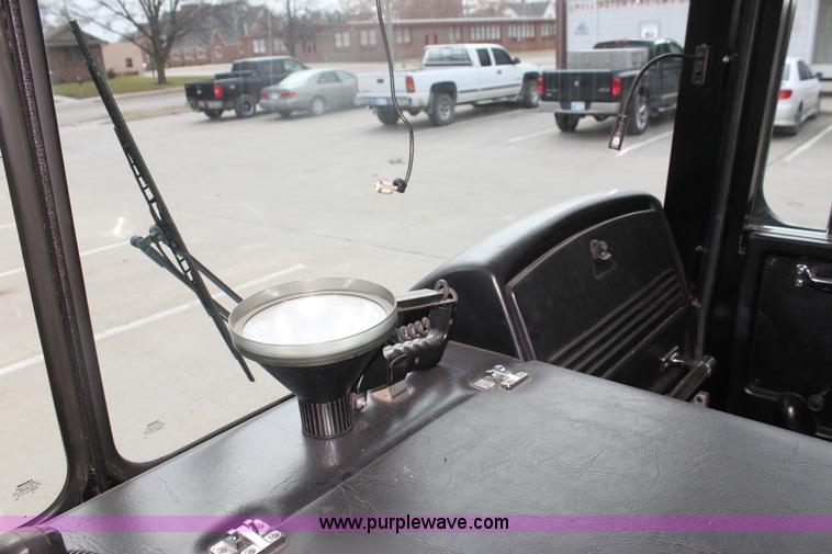 image for item I7302 1997 HME Fire Penetrator fire truck