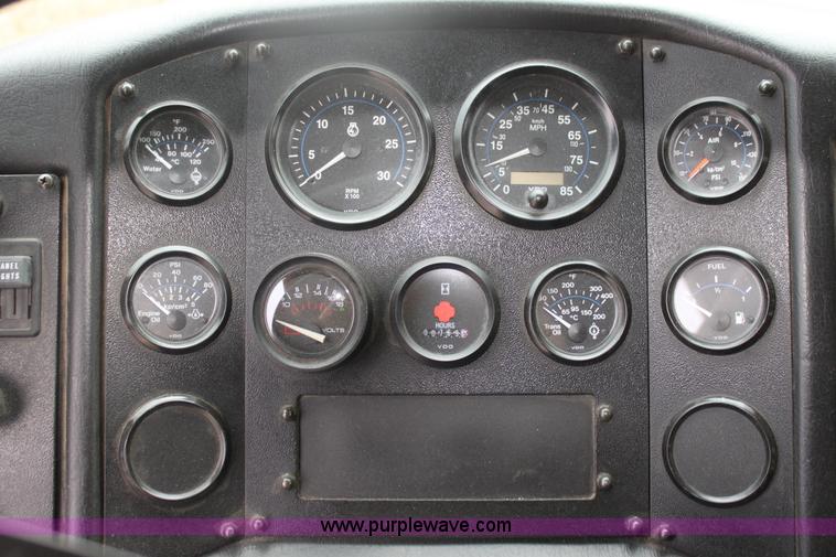 image for item I7302 1997 HME Fire Penetrator fire truck