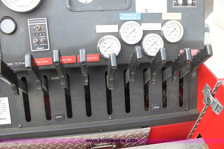 image for item I7302 1997 HME Fire Penetrator fire truck