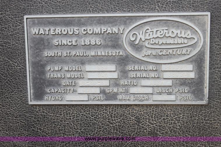 image for item I7302 1997 HME Fire Penetrator fire truck