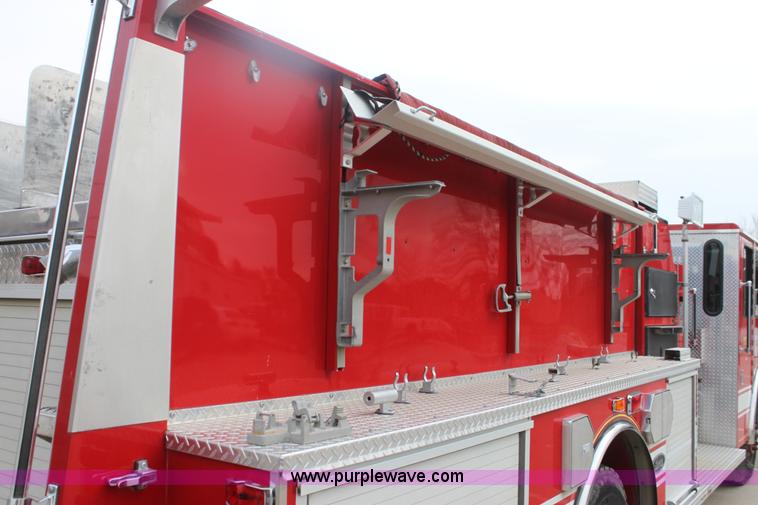 image for item I7302 1997 HME Fire Penetrator fire truck