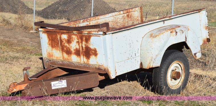 image for item I8581 Pickup bed trailer