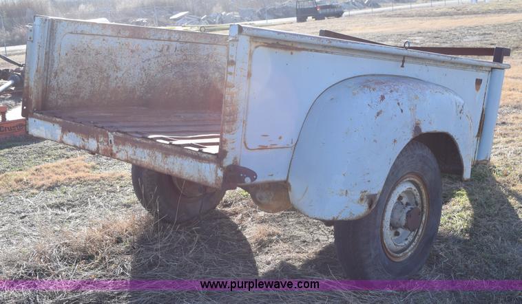 image for item I8581 Pickup bed trailer