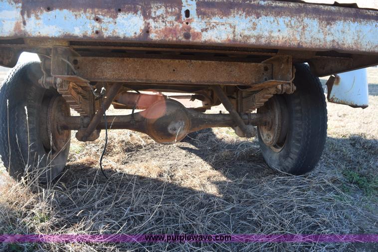 image for item I8581 Pickup bed trailer