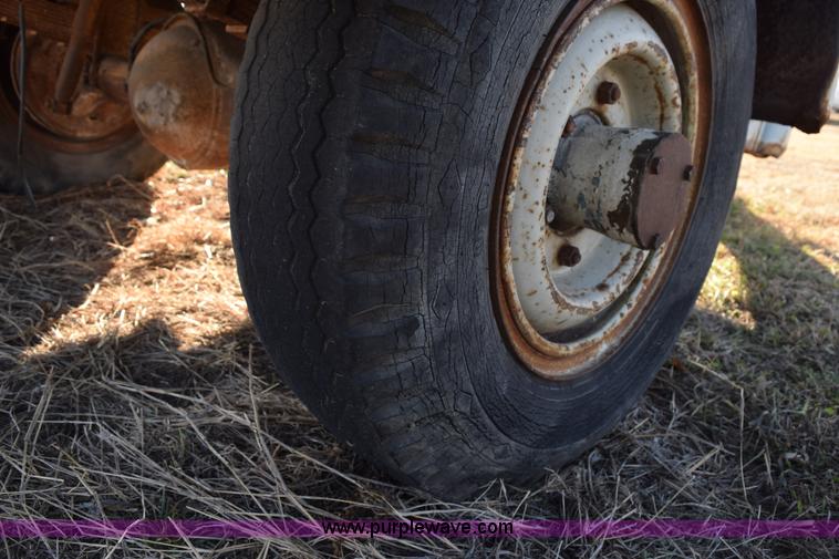 image for item I8581 Pickup bed trailer