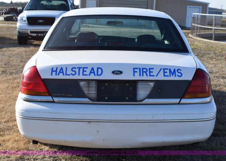 image for item I8582 1998 Ford Crown Victoria Police Interceptor