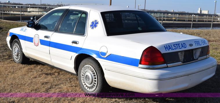 image for item I8582 1998 Ford Crown Victoria Police Interceptor