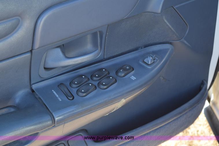 image for item I8582 1998 Ford Crown Victoria Police Interceptor