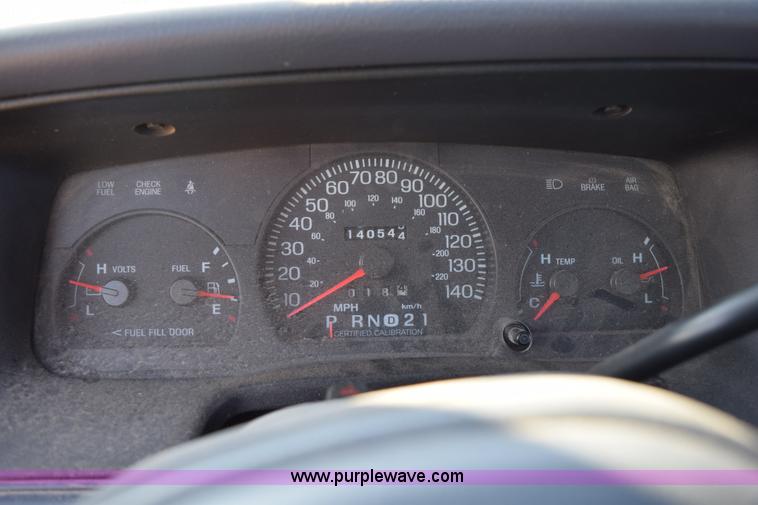 image for item I8582 1998 Ford Crown Victoria Police Interceptor