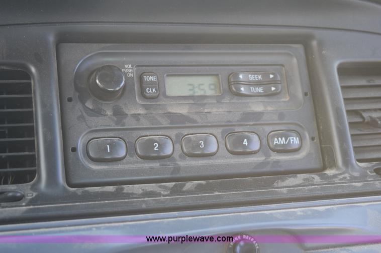 image for item I8582 1998 Ford Crown Victoria Police Interceptor